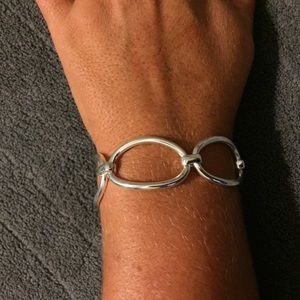 Toggle silver bracelet