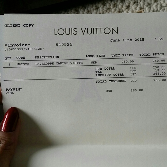 SOLD*Authentic * Louis Vuitton  Card Holder - Picture 4 of 4