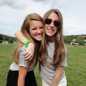 Meet your Posher, Mere