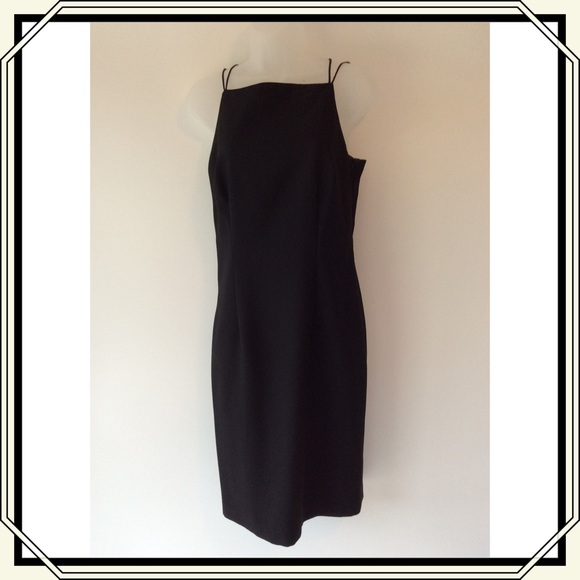 Very elegant black dress.