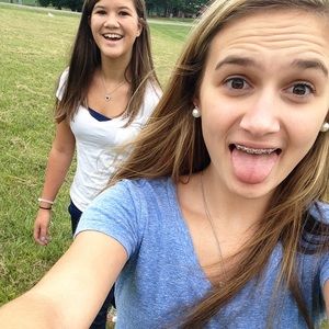 Meet your Posher, Hannah