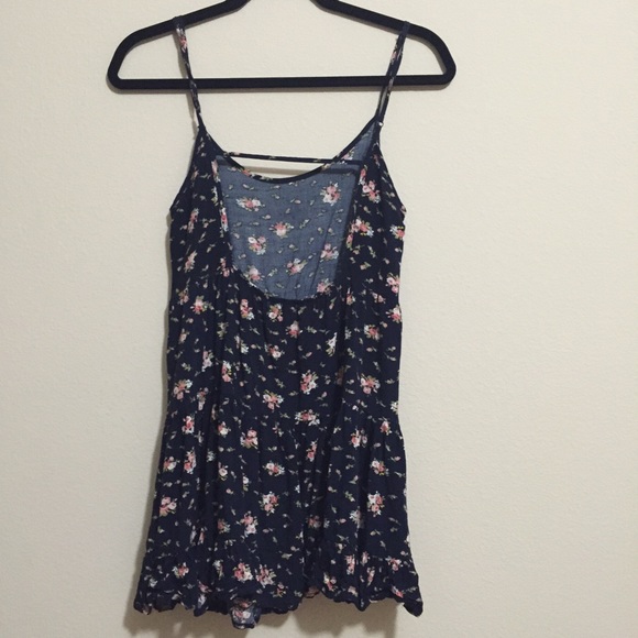 Brandy Melville NWOT brandy melville jada dress from Stephanie's