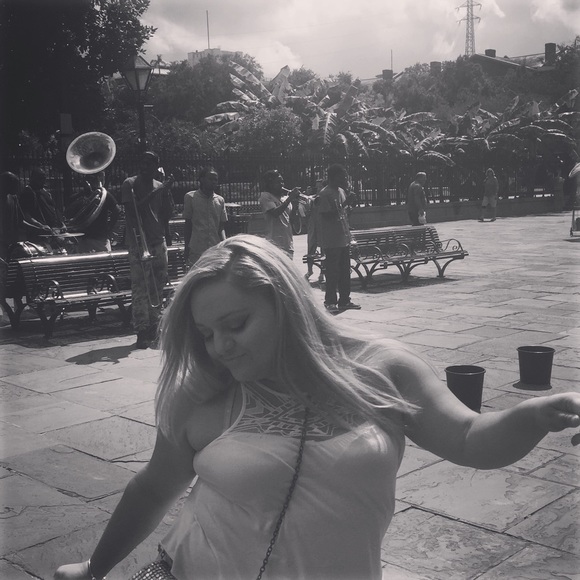 Meet your Posher, Priscilla - Picture 4 of 4