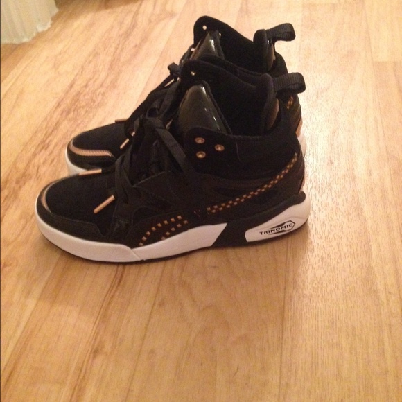 **SALE**. Puma brand new sneaker in size 6
