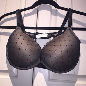 Self Expressions by Maidenform bra
