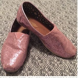 ✨Pink Glitter Toms✨