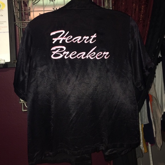 Heart breaker button up shirt! 100% polyester