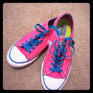 One Star Neon Pink Converse