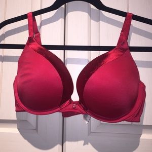Red Maidenform Bra