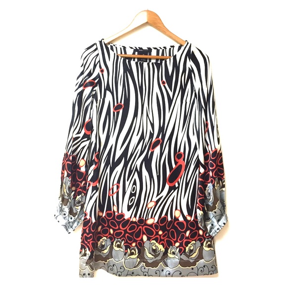 BCBGMaxAzria Dresses & Skirts - BCBGMaxAzria Dress