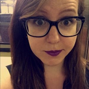 Meet your Posher, Cait