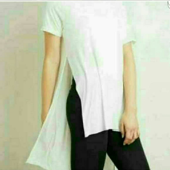 NWOT Brandy Melville Helen