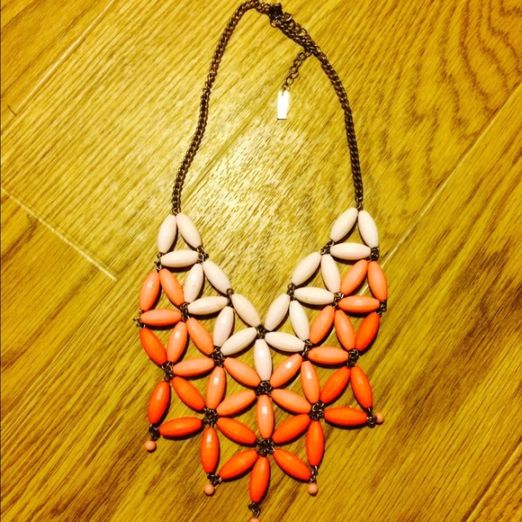 Boutique necklace