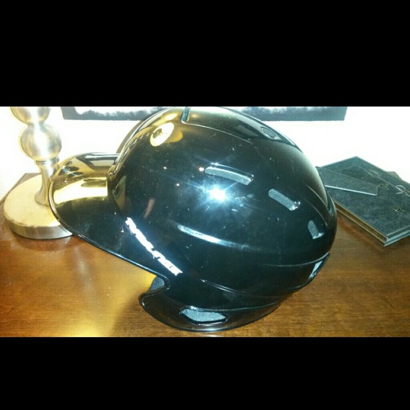 Baseball/Softball batting helmet