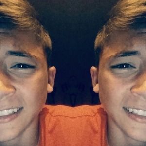 Meet your Posher, Dakota