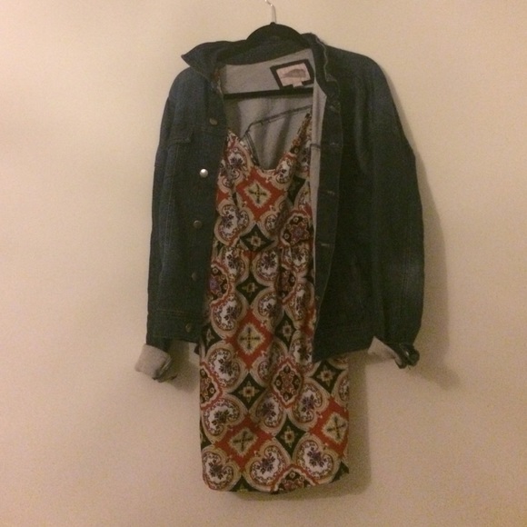 Pattern dress - Picture 3 of 3