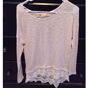 Women's sweater with lace