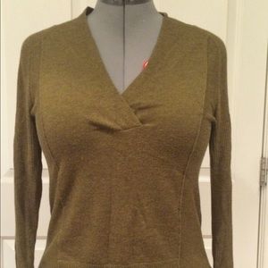 Ann Taylor Loft thin knit sweater