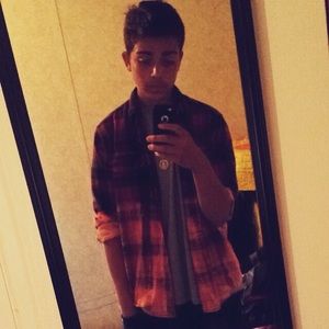 Meet your Posher, Niko