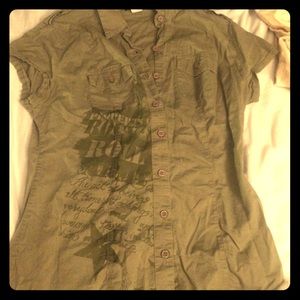 Green Abbey Dawn Rock & Roll button down shirt