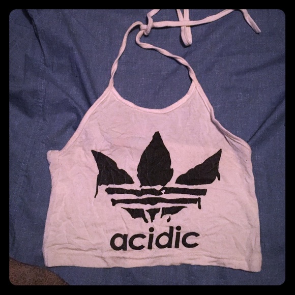 Halter crop top