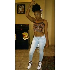 Meet your Posher, Nunu