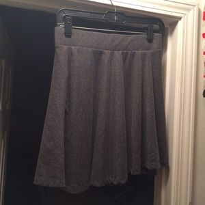 grey skirt