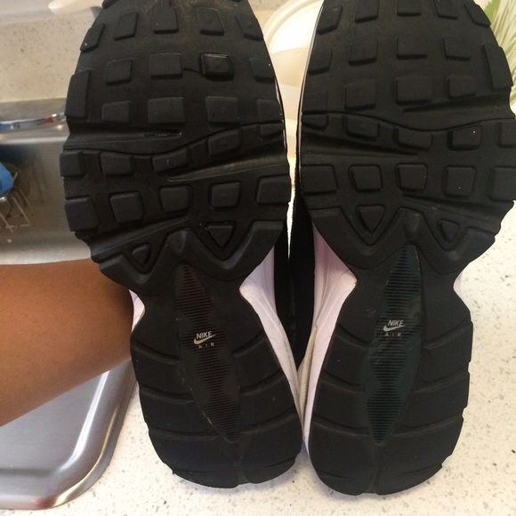 Nike Air Max 95 camo SIZE 6Y - Picture 4 of 4