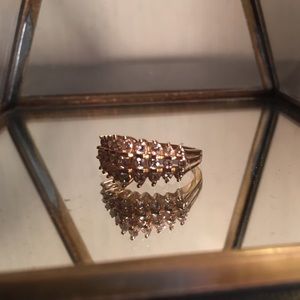 14k gold & diamond ring size 7