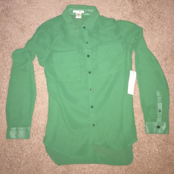 Shamrock green long sleeve blouse