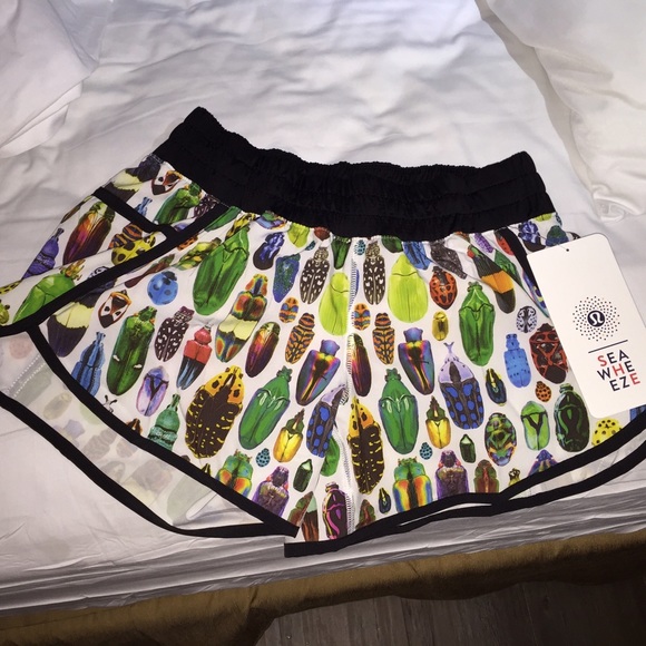 SOLD Seawheeze bug tracker shorts sz 6 - Picture 1 of 1