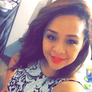 Meet your Posher, Amelia