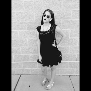 Meet your Posher, Eloisa