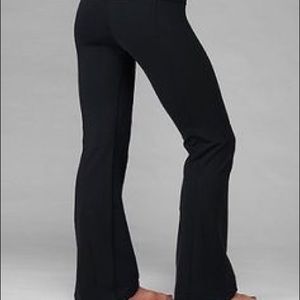 Lululemon groove pants size 6