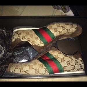 Men's classic Gucci sneakers size 8.5