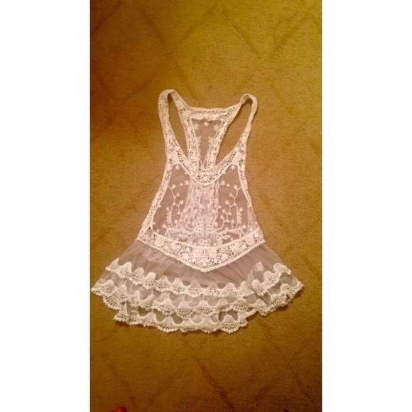 💕ONE DAY SALE!💕  Beautiful Forever 21 Top - Picture 1 of 4