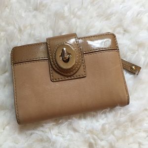 Coach wallet light tan