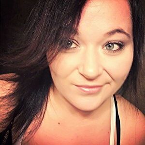 Meet your Posher, Bobbie