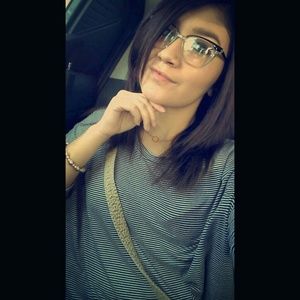 Meet your Posher, Ariel