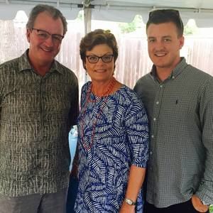 Meet your Posher, Hunter