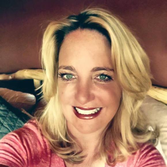 Meet your Posher, Kathleen - Picture 1 of 1