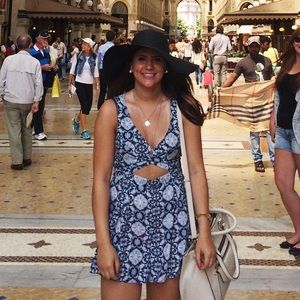 Meet your Posher, Aliza