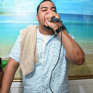 Meet your Posher, Micah