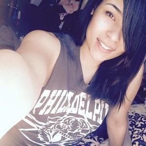 Meet your Posher, Desiree