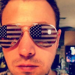 Meet your Posher, Adam