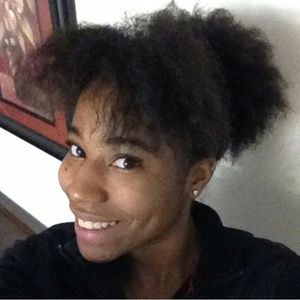 Meet your Posher, Michaela