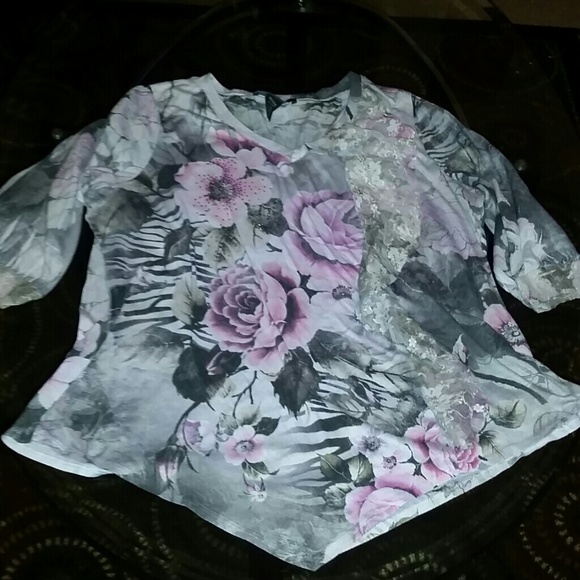 Beautiful blouse!