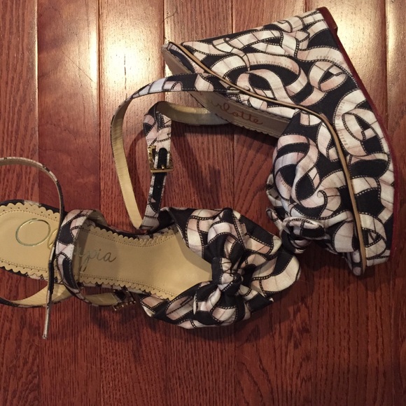 SOLD - Picture 3 of 4