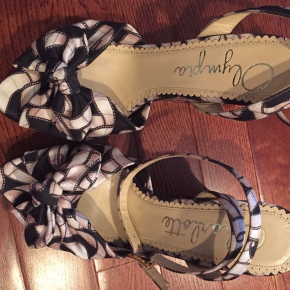 SOLD - Picture 4 of 4