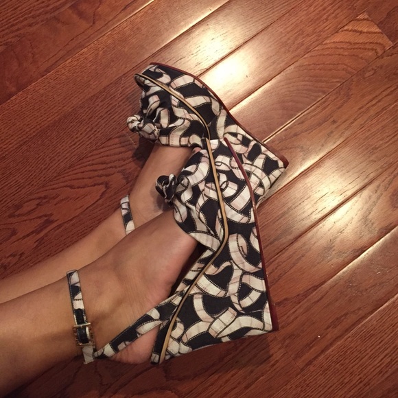 SOLD - Picture 2 of 4